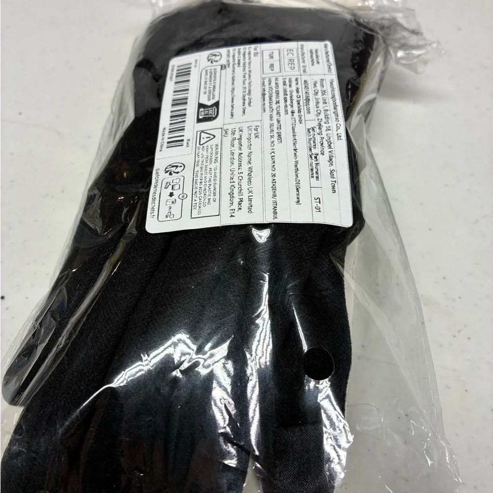 Elegant Black Fur-Trimmed Gloves Touchscreen